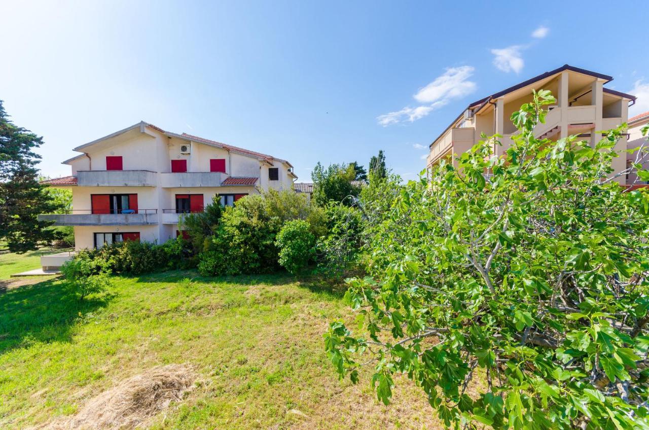 Apartments Anica F 洛帕 外观 照片