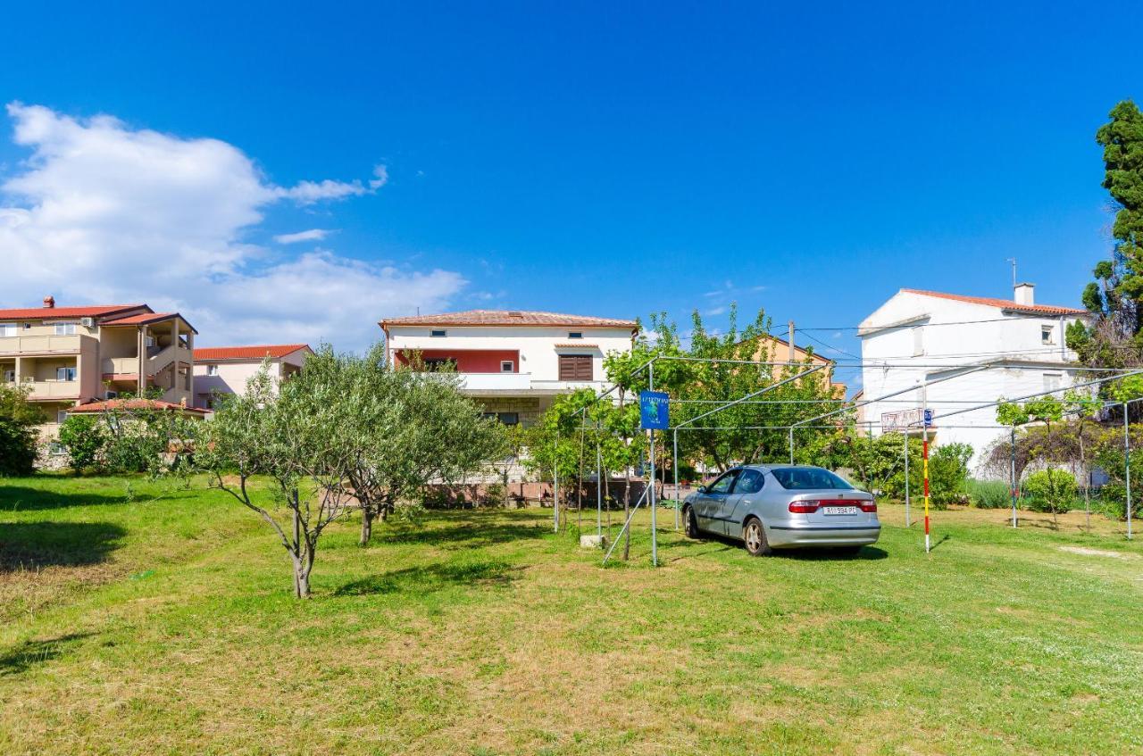 Apartments Anica F 洛帕 外观 照片