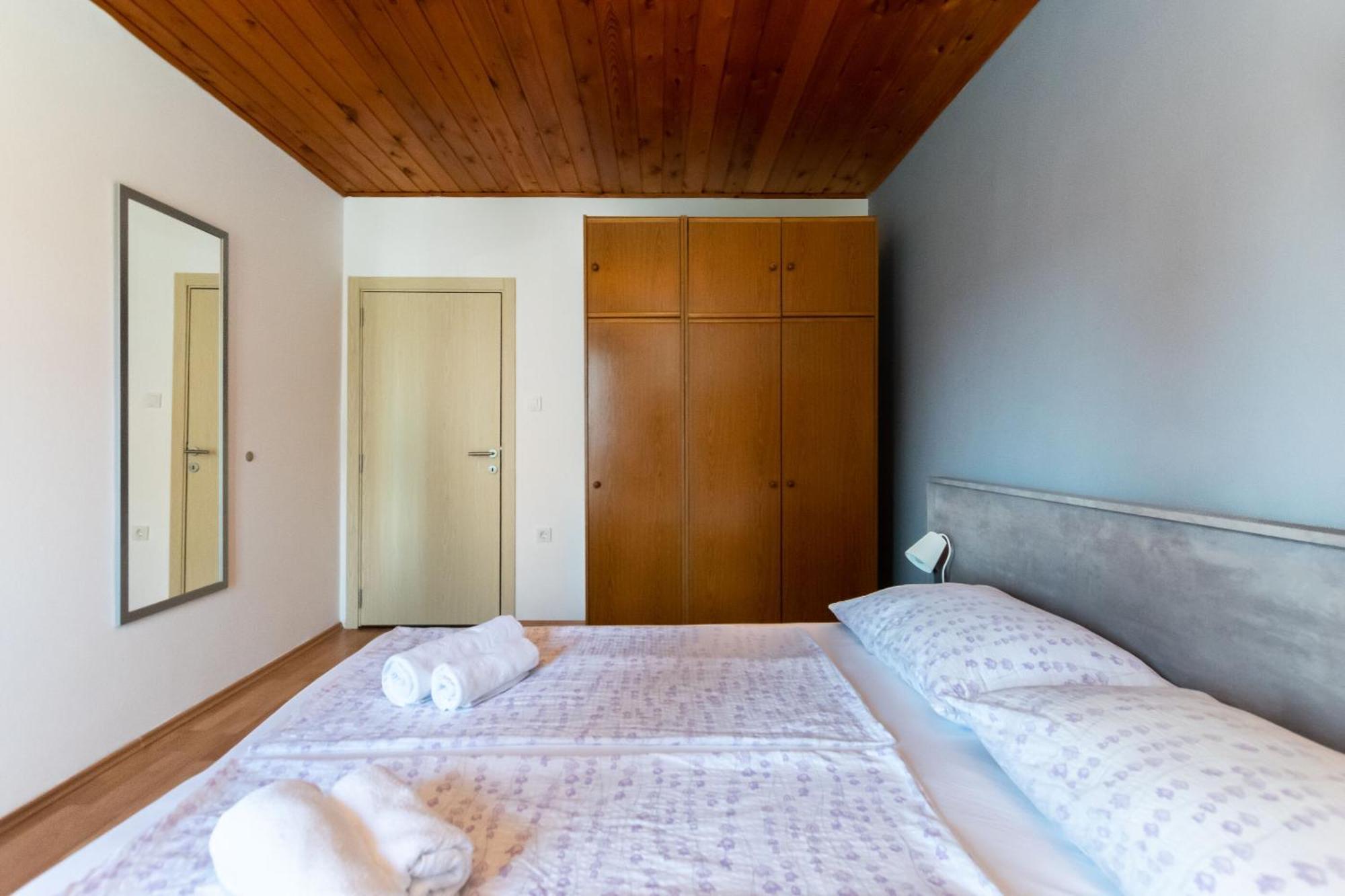 Apartments Anica F 洛帕 外观 照片