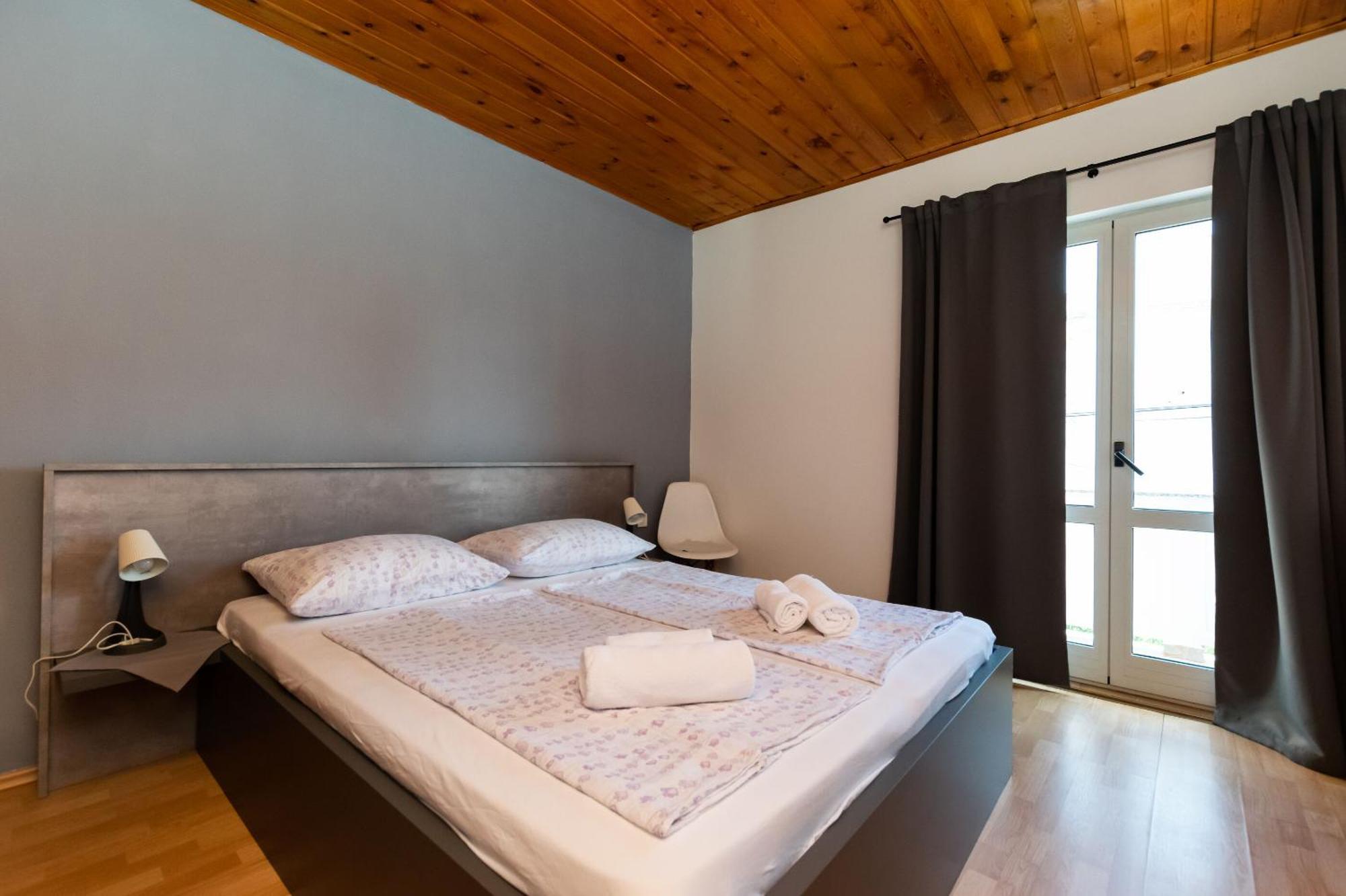 Apartments Anica F 洛帕 外观 照片