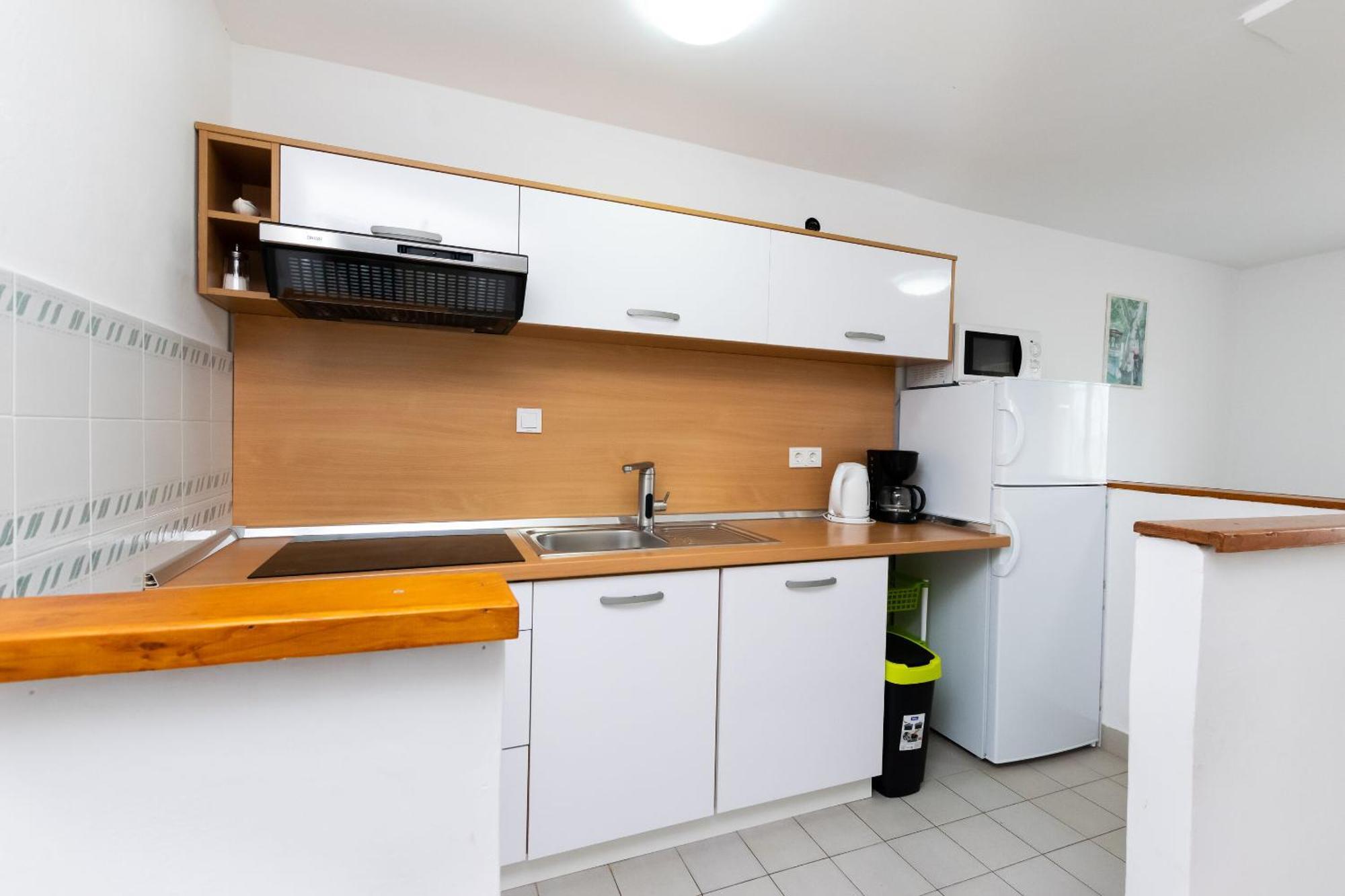 Apartments Anica F 洛帕 外观 照片